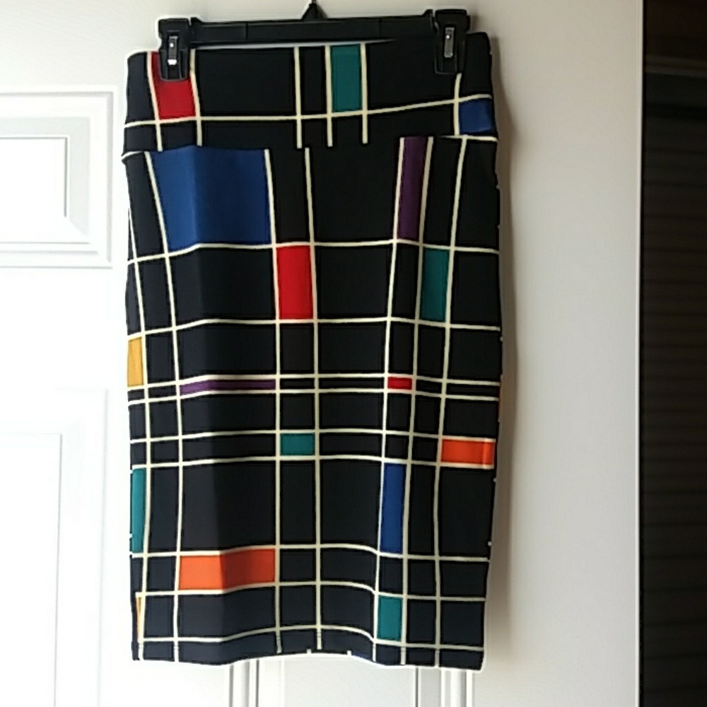 LuLaRoe skirt